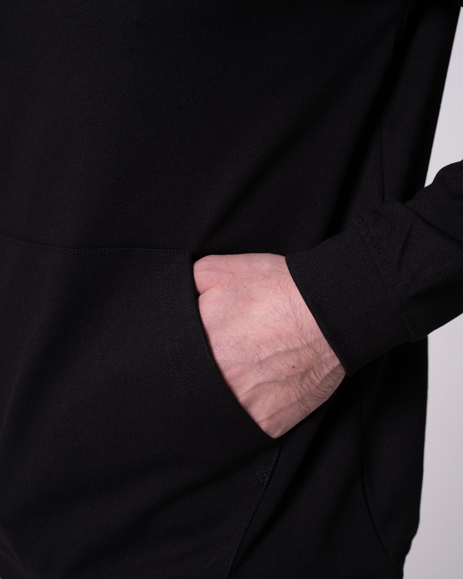 Siyah Kapüşonlu Sweatshirt