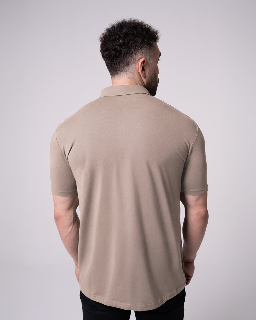 Taş Rengi Polo Yaka Tişört