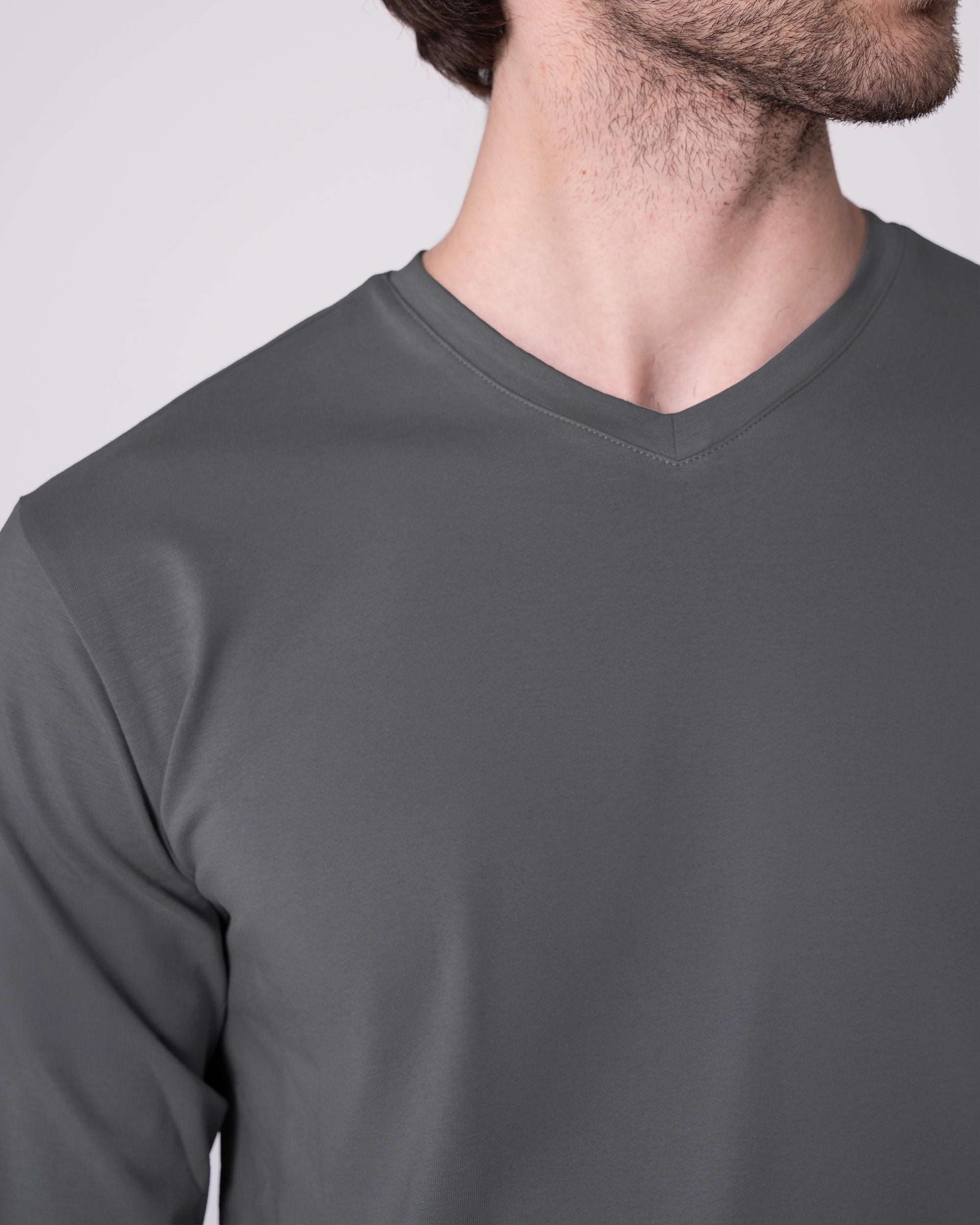 Antrasit Uzun Kollu V Yaka Tişört Craftlabel