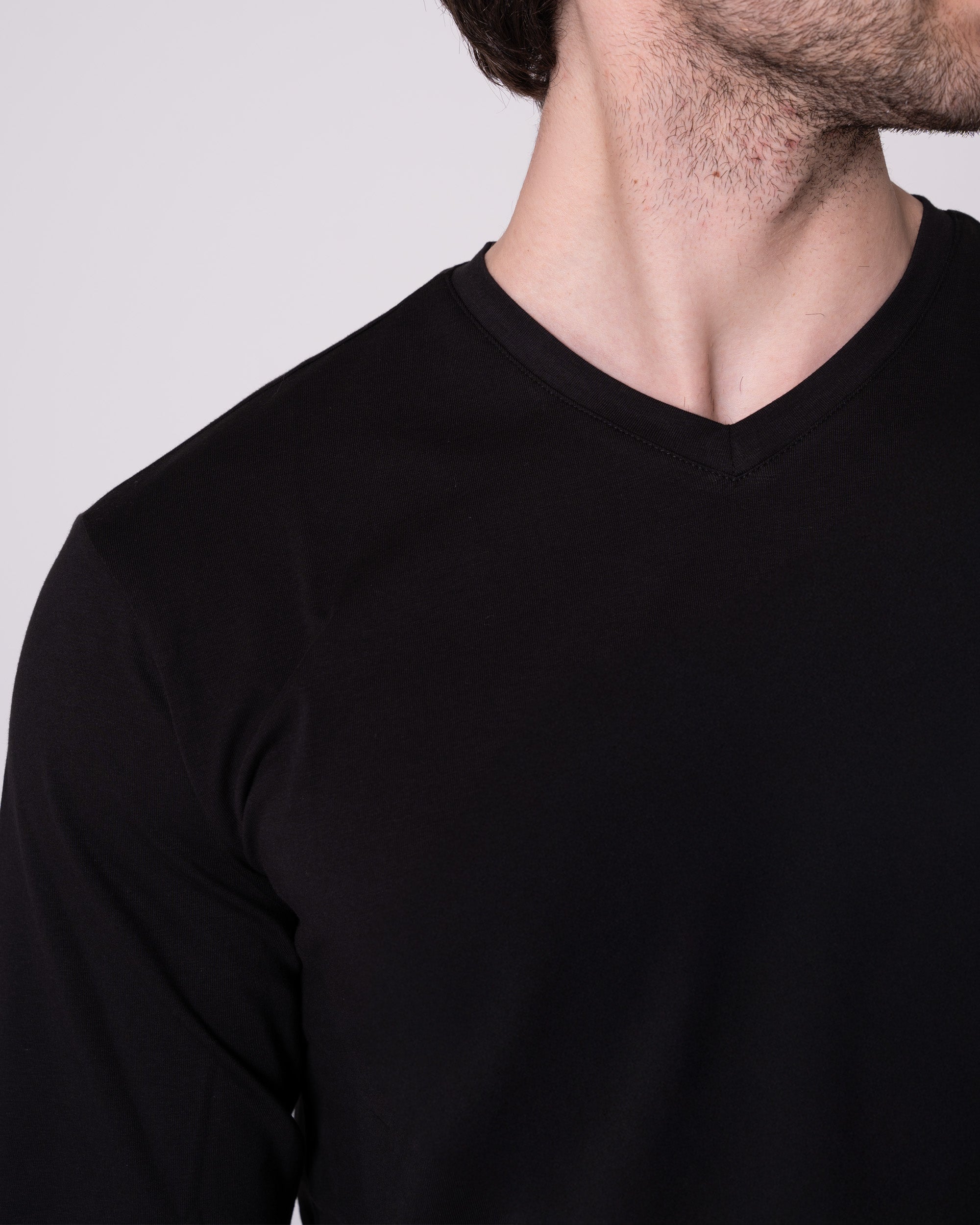 Siyah Uzun Kollu V Yaka Tişört Craftlabel