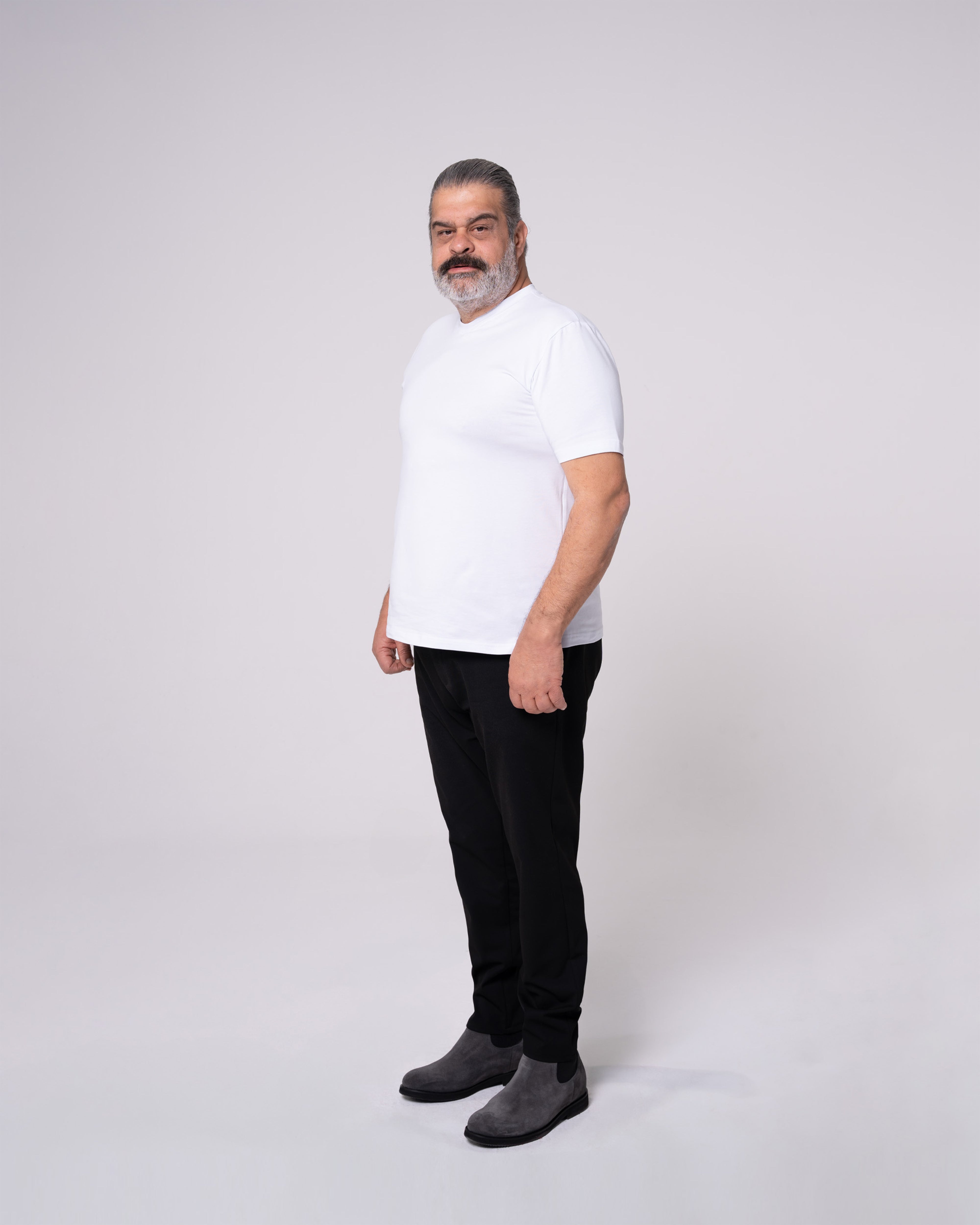 Beyaz Bisiklet Yaka Tişört