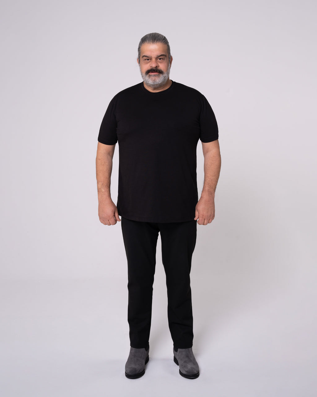 Siyah Bisiklet Yaka Tişört