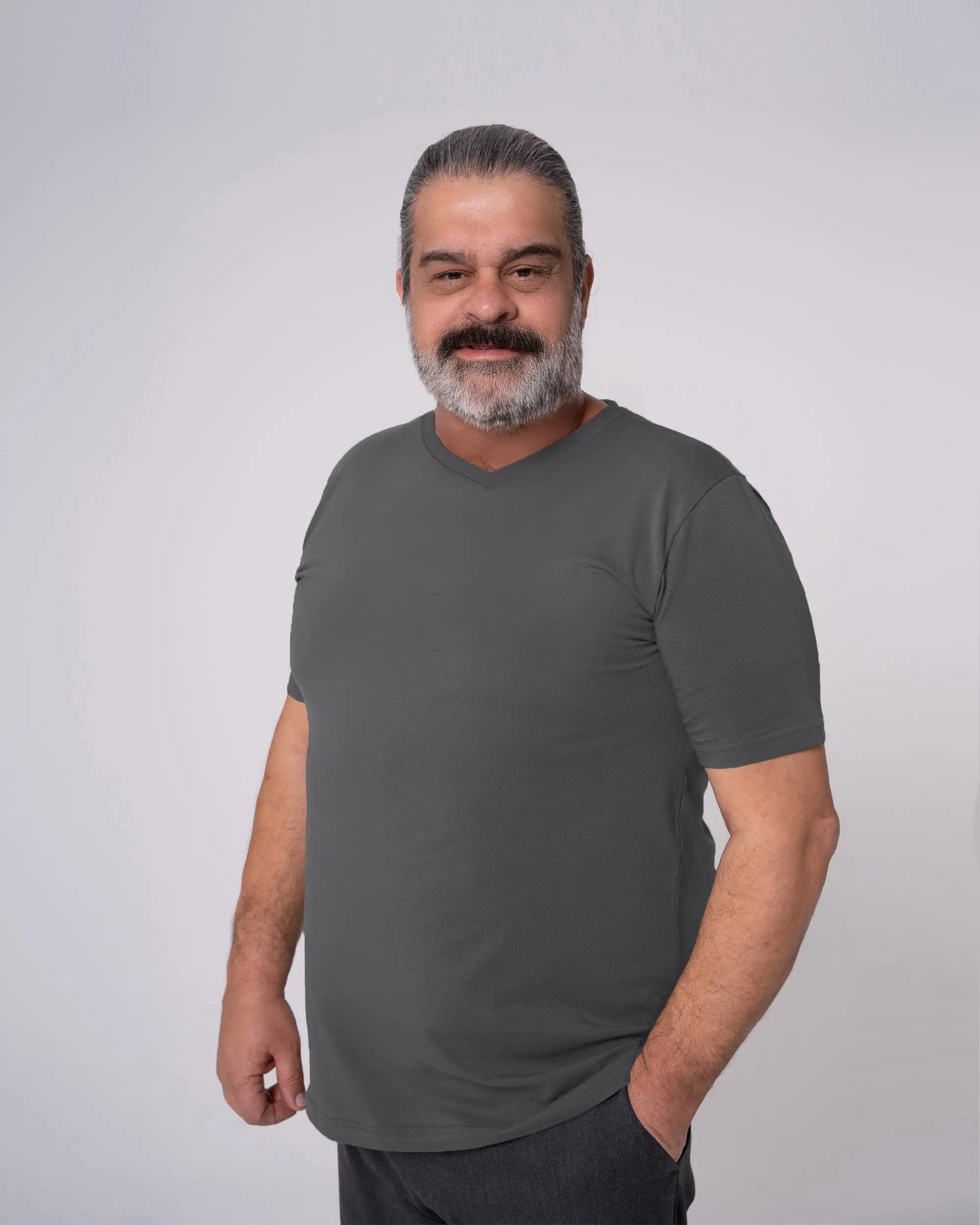 Antrasit V Yaka Tişört Craftlabel