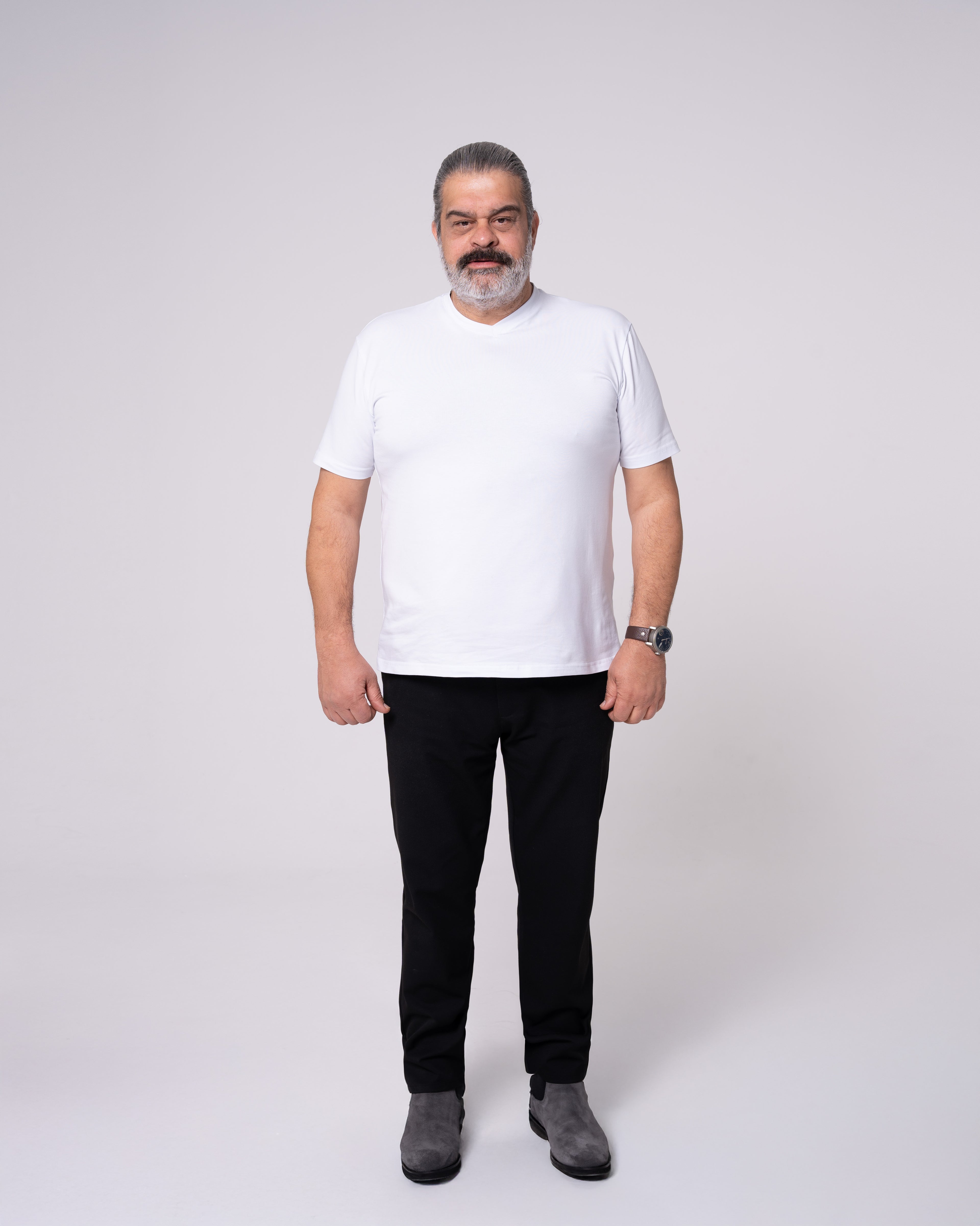 Beyaz V Yaka Tişört