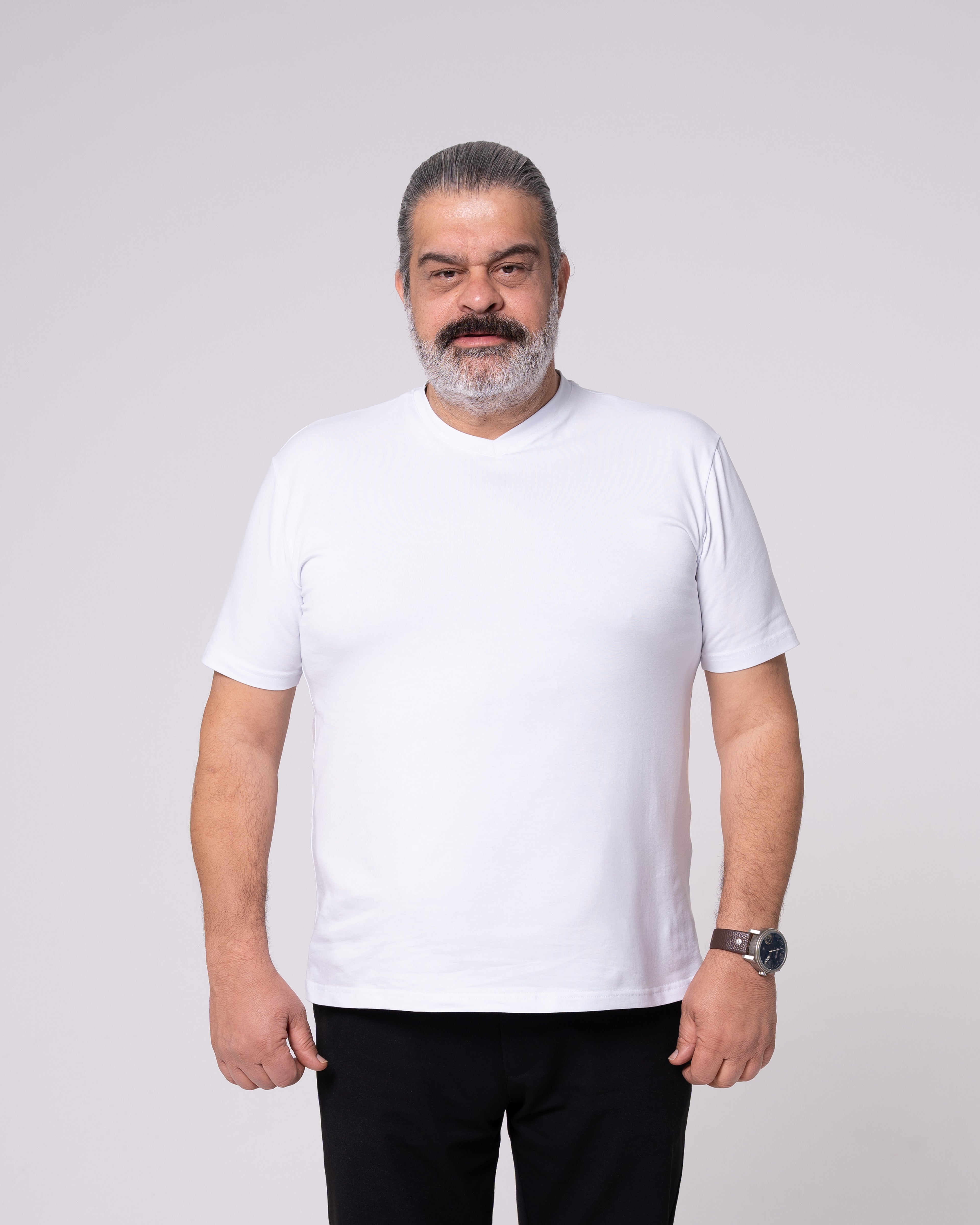 Beyaz V Yaka Tişört