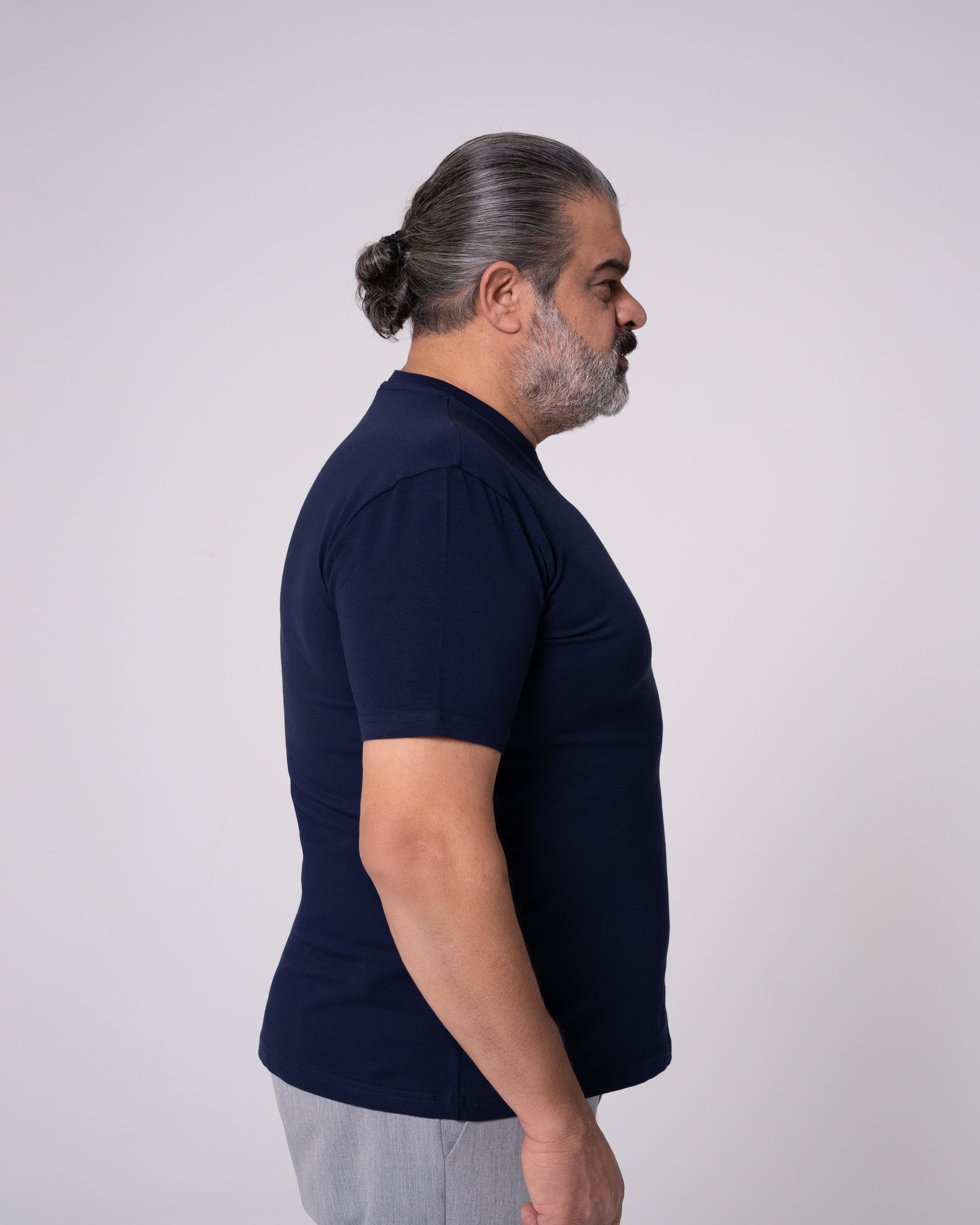 Lacivert V Yaka Tİşört