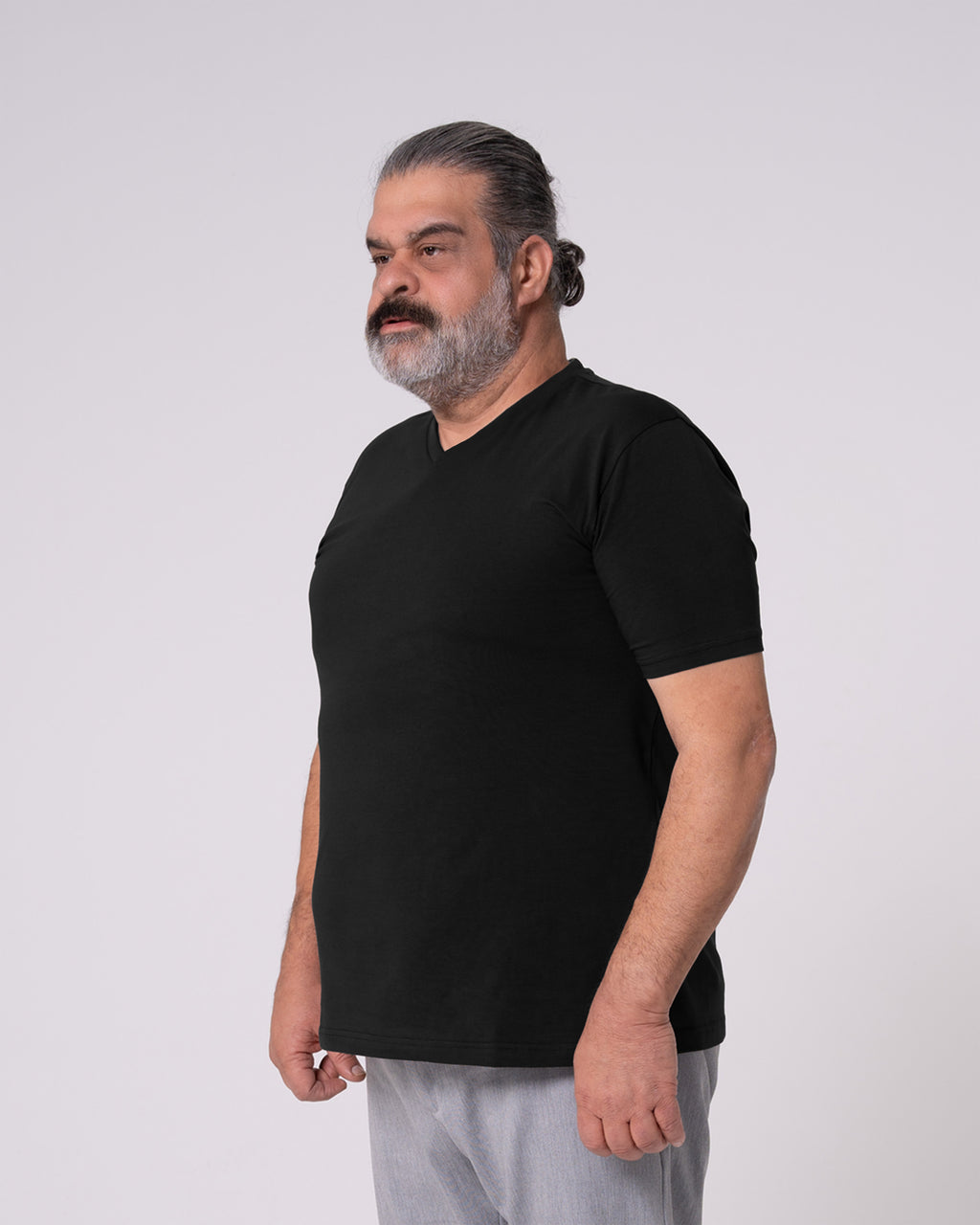 Siyah V Yaka Tişört