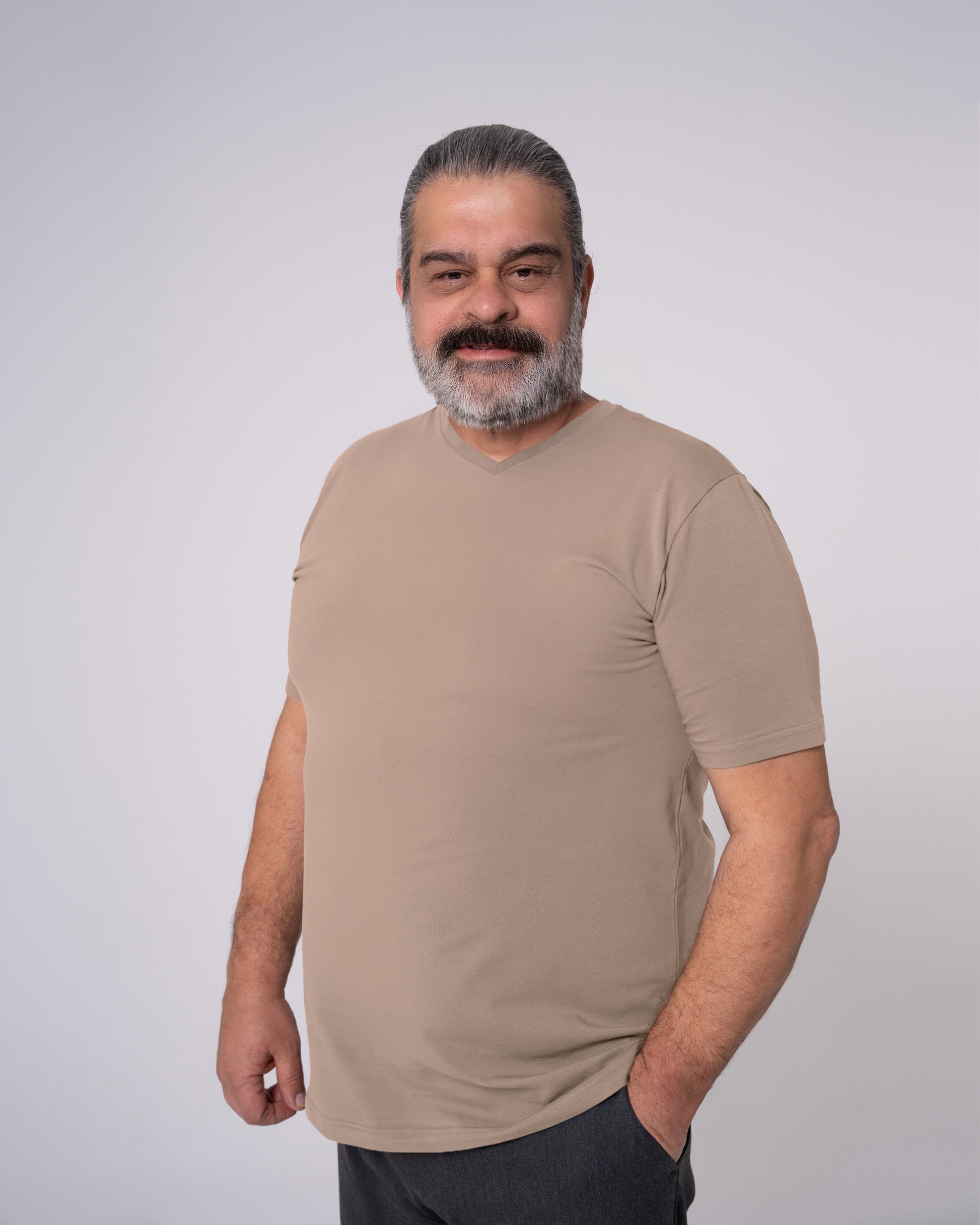 Taş Rengi V Yaka Tişört