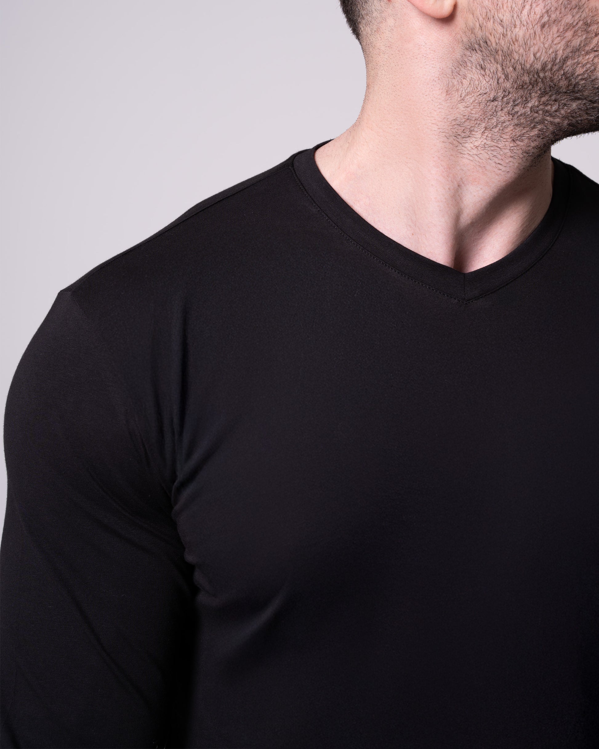 Siyah Uzun Kollu V Yaka Tişört Craftlabel